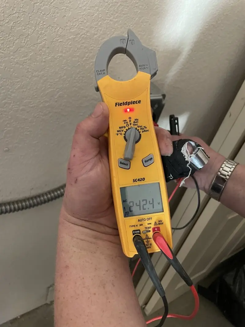 Voltage testing with clamp meter during Generator Installation in Eureka